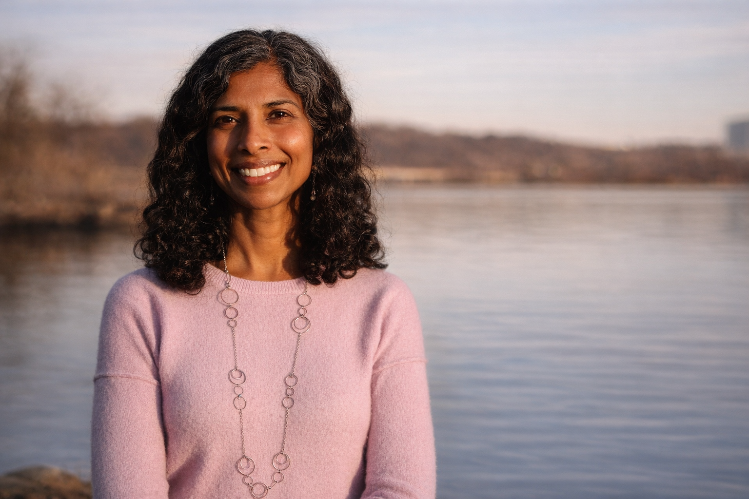 Headshot of Su Balasubramanian